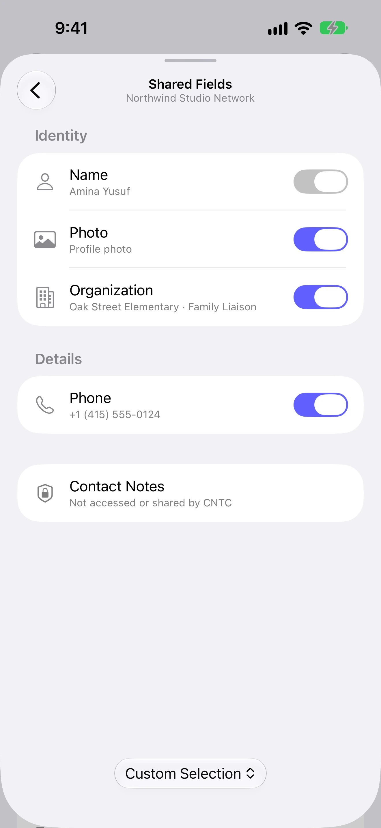 Choosing shared contact fields in CNTC on iPhone