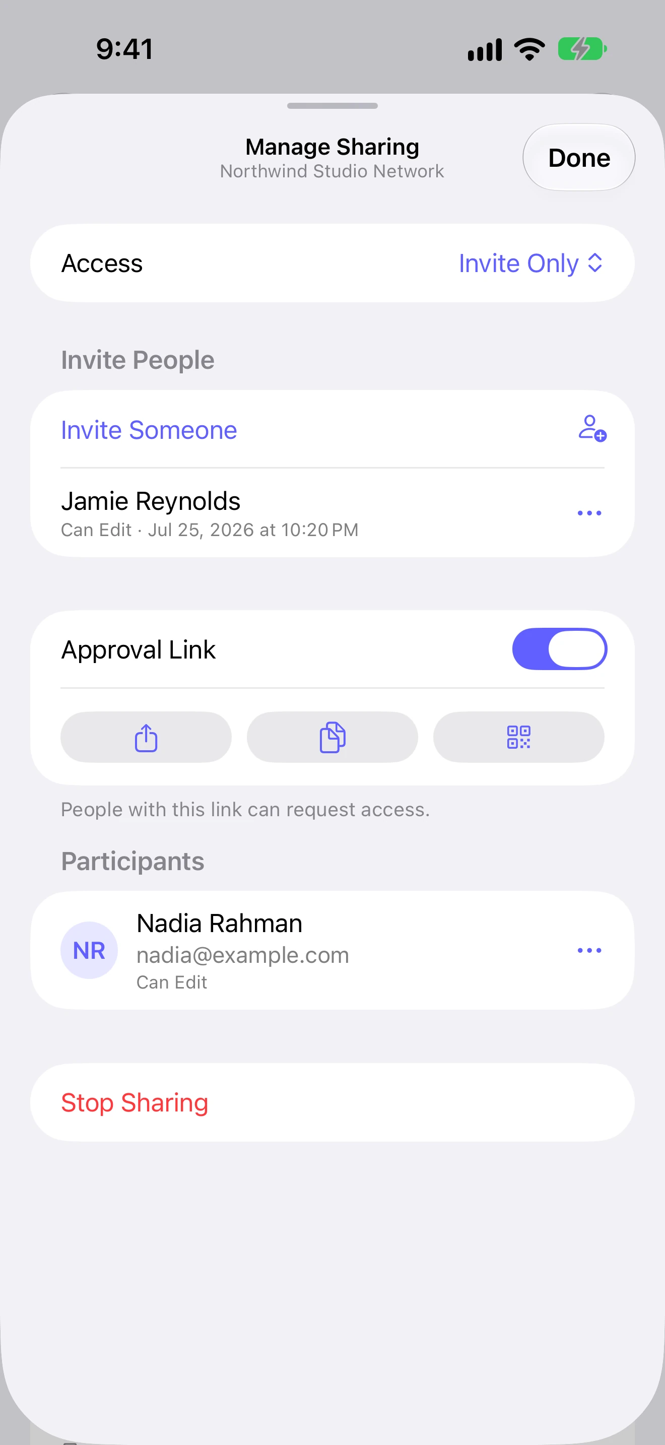 Managing participants and access in CNTC on iPhone